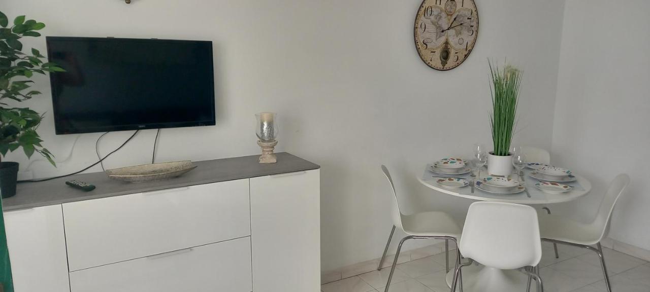 Beautiful Spacious 1-Bed Apartment With Aircon Пуэрто дель Кармен Экстерьер фото