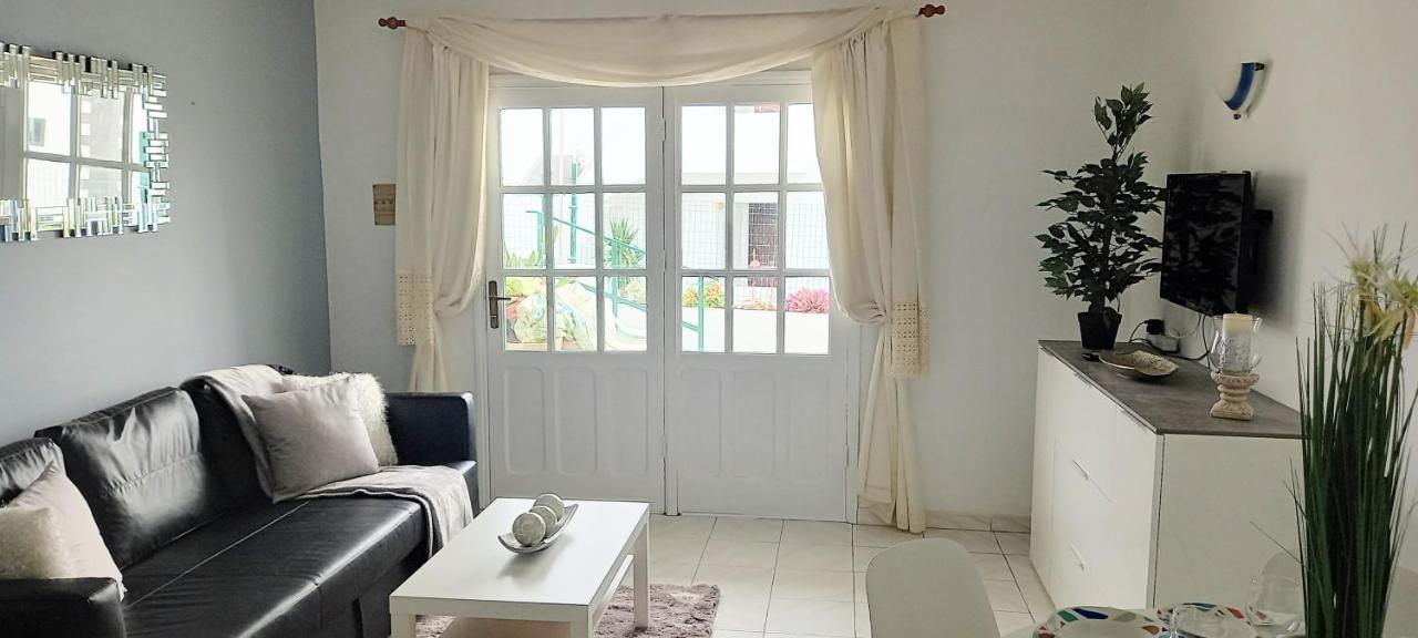 Beautiful Spacious 1-Bed Apartment With Aircon Пуэрто дель Кармен Экстерьер фото
